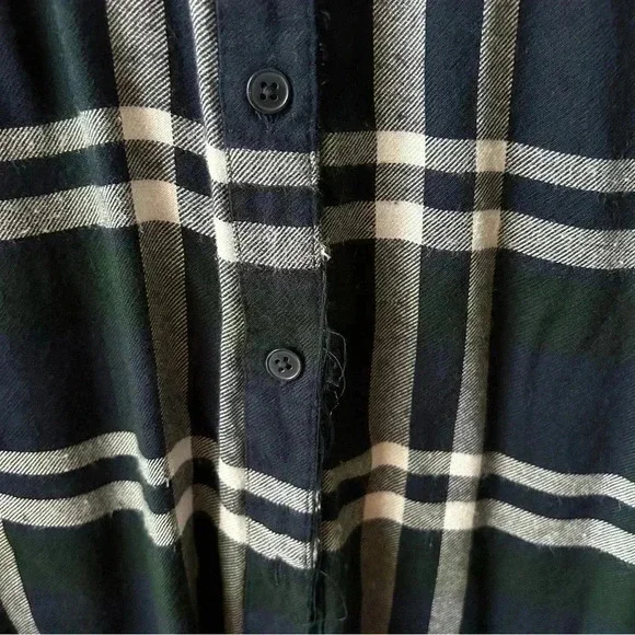 Lucky Brand Flannel (slightly distressed) - Size Large - Picture 5 of 5